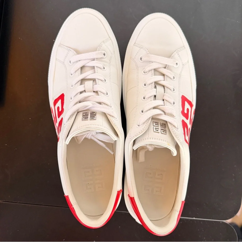 Givenchy Cream Leather Sneakers with Red Logo - Picture 6 of 7